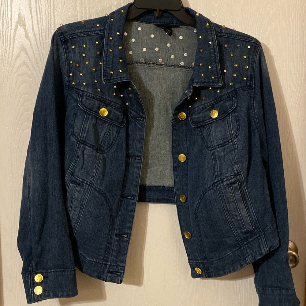 Cropped jean jacket